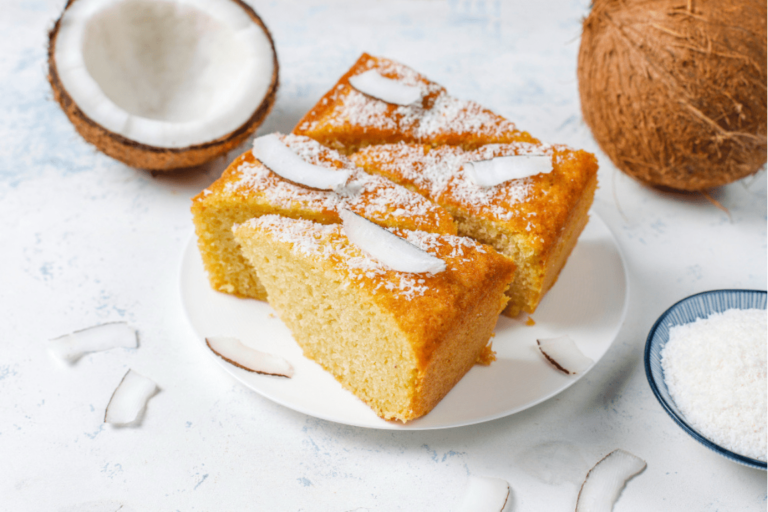 Bolo de Milho Celestial: Receita Deliciosa com Toque Tropical de Leite de Coco