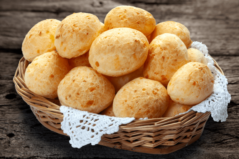 Sabor de Minas na Sua Cozinha: Receita Autêntica e Irresistível de Pão de Queijo Mineiro